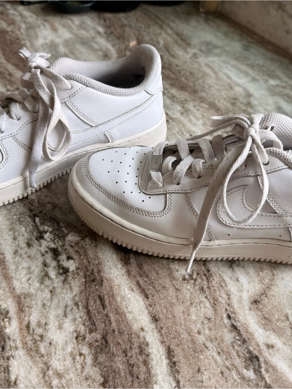 Big Kids White Nike Air Force 1 7Y - Classic Casual Lace-Up